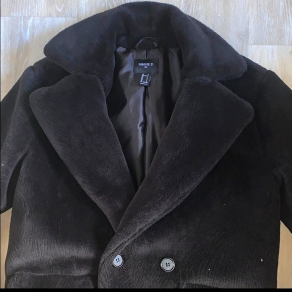 Forever 21 Other - Forever 21 Men’s Black Faux Fur Trench Coat